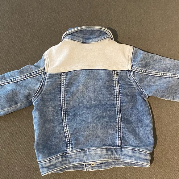 H&M stretch denim jacket size 2-3y - Picture 3 of 4
